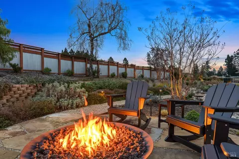 Exterior - 4630 Maddocks Rd, Sebastopol, CA 95472 photo 8 of 14