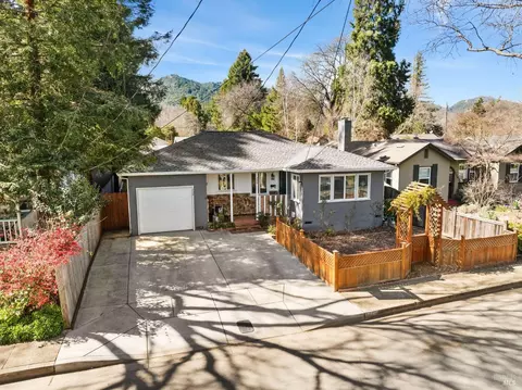 726 N Oak St, Ukiah, CA 95482