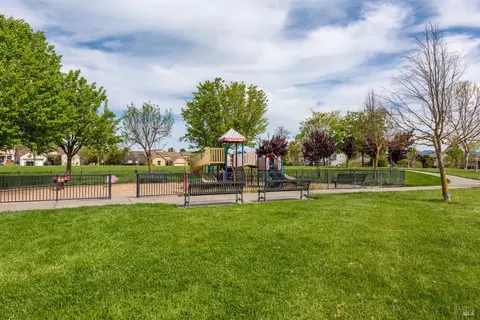 8321 Crusher Pl, Windsor, CA 95492 photo 29