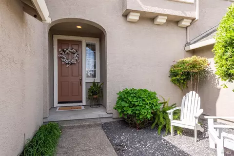 8321 Crusher Pl, Windsor, CA 95492 photo 3