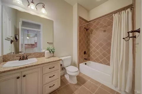 1204 Sonata Dr, Vallejo, CA 94591 photo 17