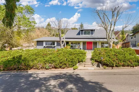 5609 Yerba Buena Rd, Santa Rosa, CA 95409