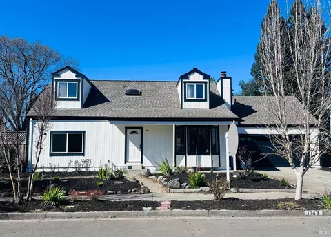 1143 Meridian Cir, Santa Rosa, CA 95401