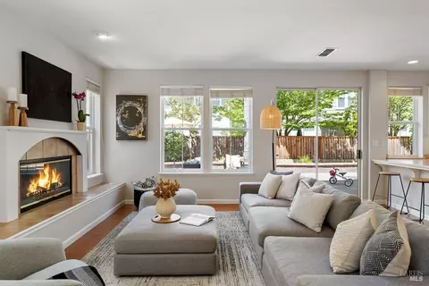 35 Moore Rd, Novato, CA 94949