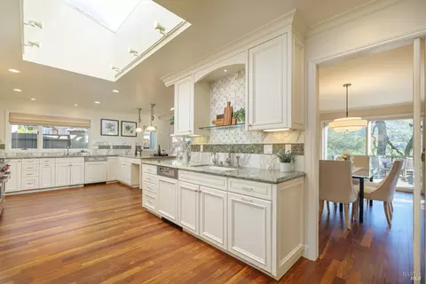 57 Eagle Dr, Novato, CA 94949 photo 9