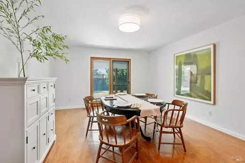 18914 Robinson Rd, Sonoma, CA 95476 photo 4