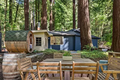 885 Austin Creek Rd, Cazadero, CA 95421