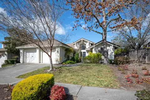 209 Silverado Springs Dr, Napa, CA 94558
