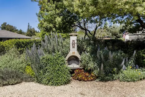 Exterior - 1471 Nut Tree Ct, Sonoma, CA 95476 photo 8 of 12