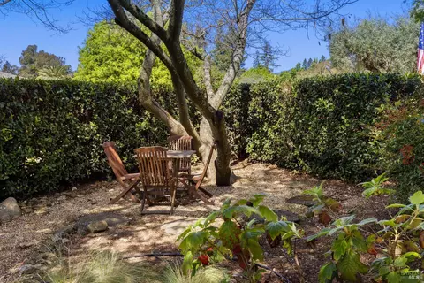 Exterior - 1471 Nut Tree Ct, Sonoma, CA 95476 photo 7 of 12