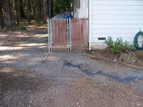 Exterior - 24534 Lilac Dr, Willits, CA 95490 photo 6 of 9