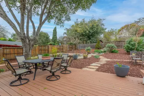 215 Fairmont Ave, Vallejo, CA 94590 photo 19