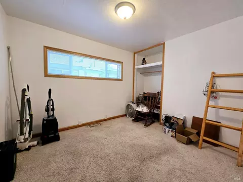 185 E Oak St, Willits, CA 95490 photo 15