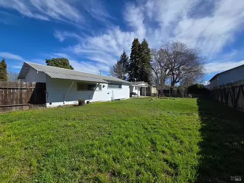 185 E Oak St, Willits, CA 95490 photo 23