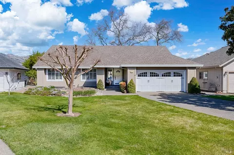 338 Singing Brook Cir, Santa Rosa, CA 95409