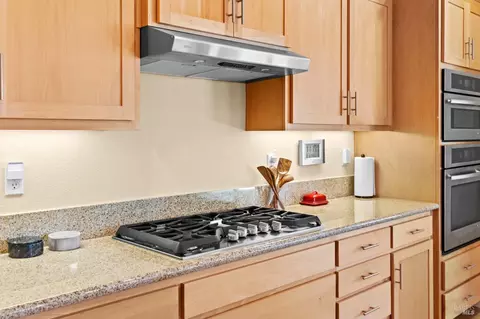 Kitchen - 417 Eagle Crest Way, Rio Vista, CA 94571 photo 3 of 6