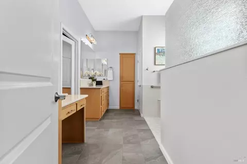 Entry Way - 417 Eagle Crest Way, Rio Vista, CA 94571 photo 4 of 4