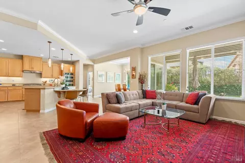 Living - 417 Eagle Crest Way, Rio Vista, CA 94571 photo 3 of 3