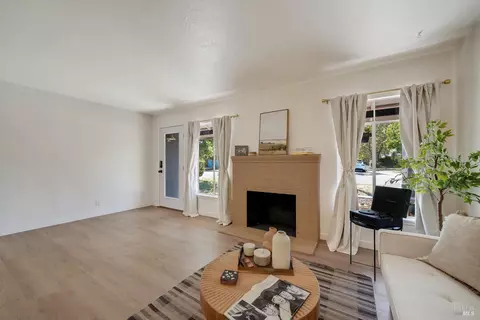 1100 Jefferson St, Fairfield, CA 94533 photo 2