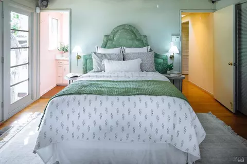 Bedroom - 17850 Carriger Rd, Sonoma, CA 95476 photo 3 of 7