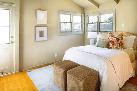 Bedroom - 17850 Carriger Rd, Sonoma, CA 95476 photo 4 of 7