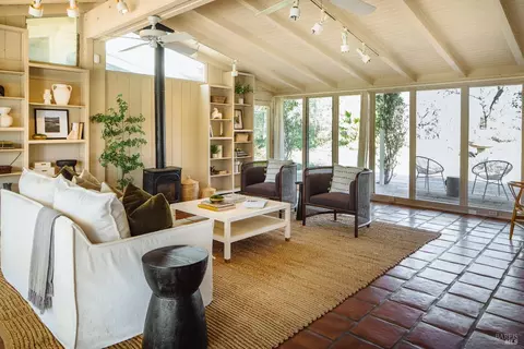 Living - 17850 Carriger Rd, Sonoma, CA 95476 photo 5 of 5
