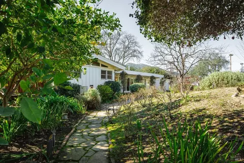 Exterior - 17850 Carriger Rd, Sonoma, CA 95476 photo 3 of 25