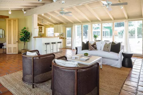 Living - 17850 Carriger Rd, Sonoma, CA 95476 photo 4 of 5