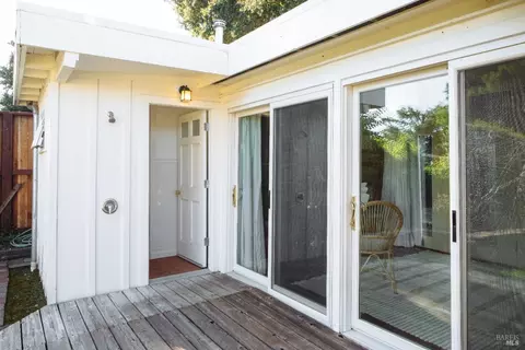 Exterior - 17850 Carriger Rd, Sonoma, CA 95476 photo 9 of 25