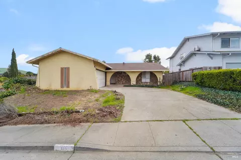 135 Aragon St, Vallejo, CA 94591
