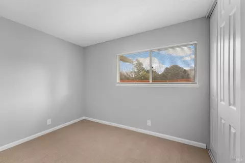 135 Aragon St, Vallejo, CA 94591 photo 23