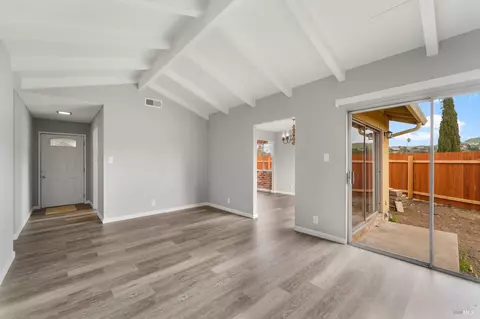 135 Aragon St, Vallejo, CA 94591 photo 11