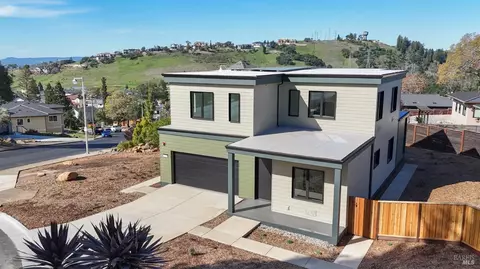 3659 Preston Trail Cir, Santa Rosa, CA 95403