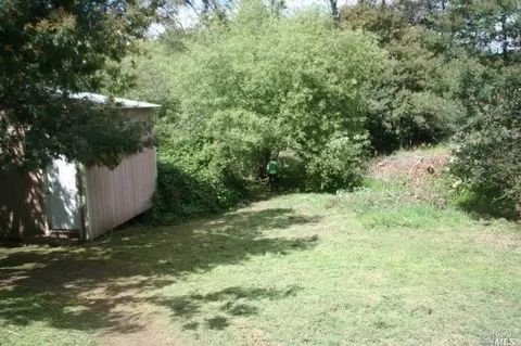 Exterior - 2301 Silk Rd W, Windsor, CA 95492 photo 16 of 19