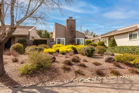 2263 Knolls Hills Cir, Santa Rosa, CA 95405