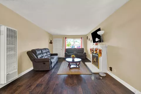 348 Wyoming St, Fairfield, CA 94533 photo 7