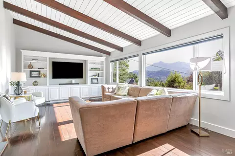 51 Crooked Ave, San Anselmo, CA 94960