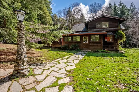 29376 Sherwood Rd, Willits, CA 95490