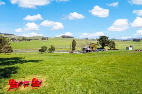 1635 Pepper Rd, Petaluma, CA 94952