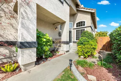 Other - 407 Rolling Oak Dr, Vacaville, CA 95688 photo 1 of 21