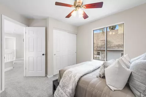 Bedroom - 407 Rolling Oak Dr, Vacaville, CA 95688 photo 7 of 11