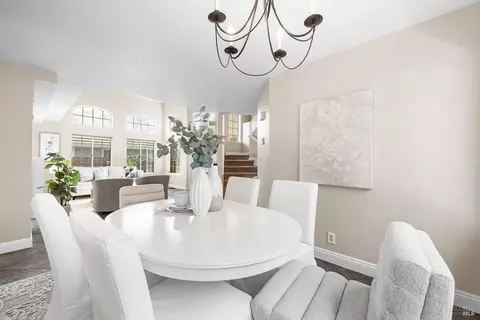 Dining - 407 Rolling Oak Dr, Vacaville, CA 95688 photo 3 of 5