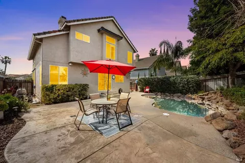 Exterior - 407 Rolling Oak Dr, Vacaville, CA 95688 photo 18 of 18