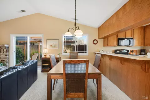 226 Usher Dr, Windsor, CA 95492 photo 13