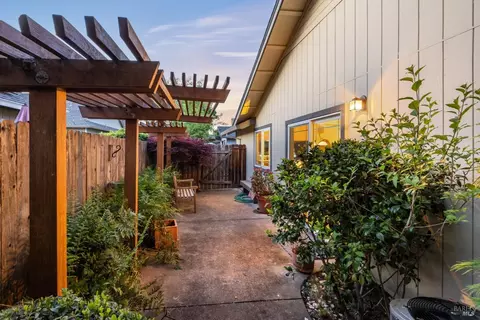 226 Usher Dr, Windsor, CA 95492 photo 47