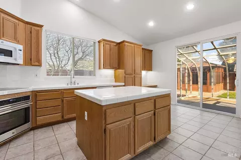 463 Mccall Dr, Benicia, CA 94510 photo 13