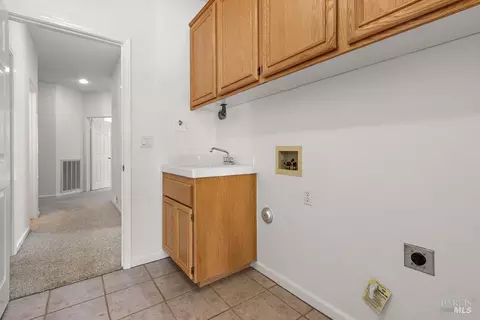 463 Mccall Dr, Benicia, CA 94510 photo 36