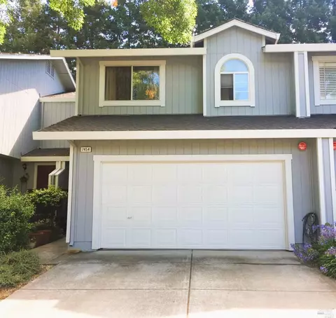 7454 Madera Pl, Rohnert Park, CA 94928
