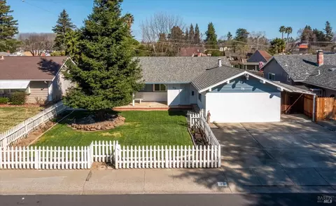 75 Eldridge Ave, Vacaville, CA 95688