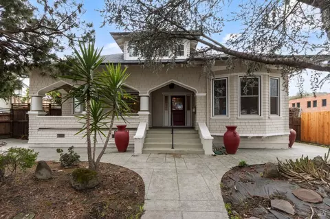 509 Petaluma Blvd N, Petaluma, CA 94952